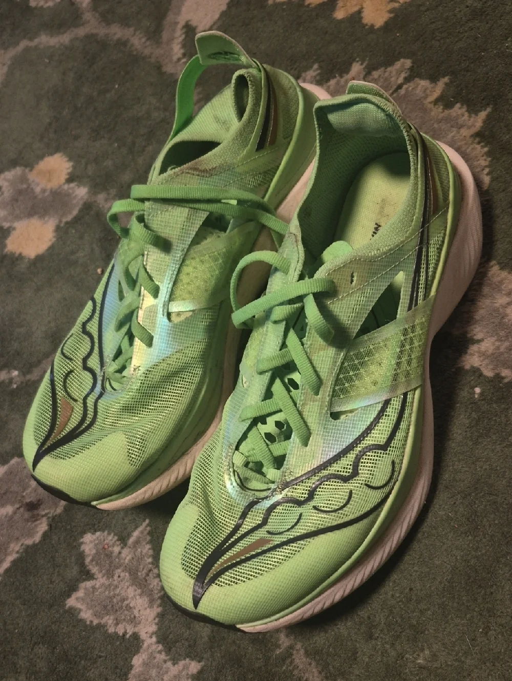 Saucony Light Green Women's Running Sneakers